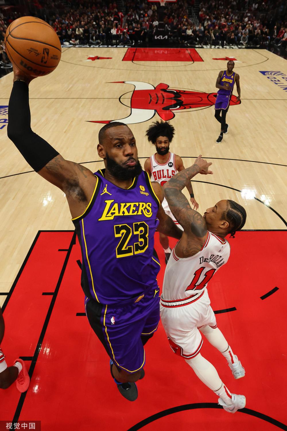 影响他们在 影响他们在